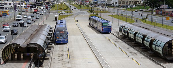 Curitiba-vía-transporte-público