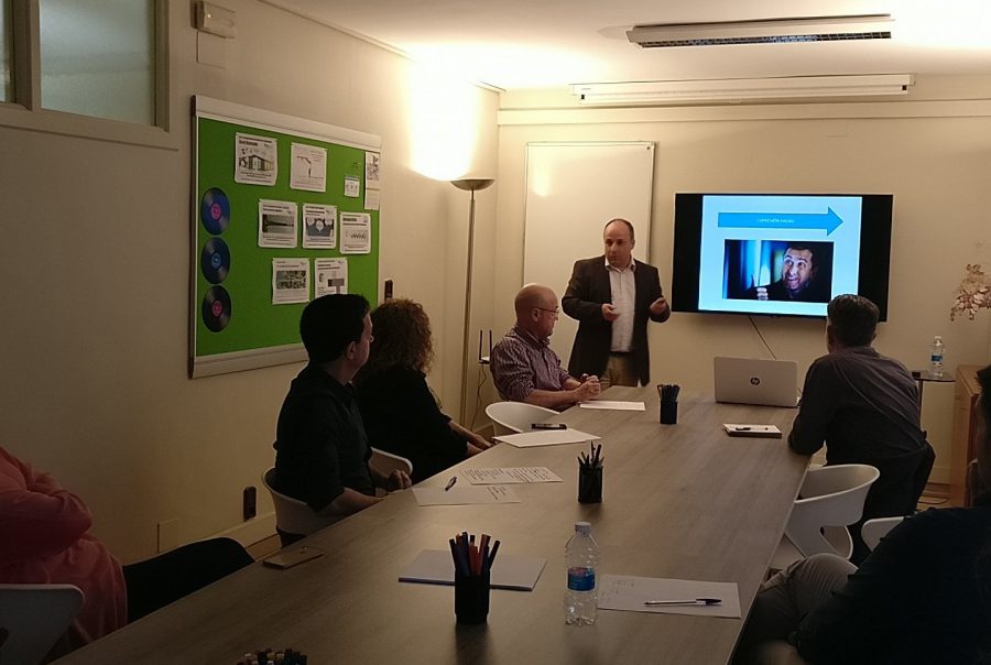 CDPL-detectar-mentiras-lenguaje-no-verbal